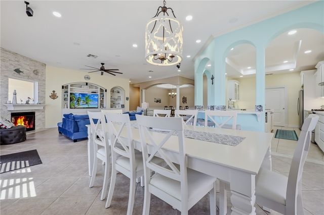 13641 Camino De Oro Ct, Corpus Christi, TX 78418