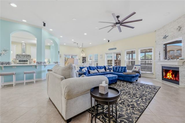 13641 Camino De Oro Ct, Corpus Christi, TX 78418