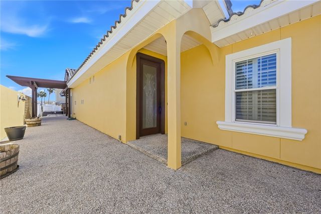 13641 Camino De Oro Ct, Corpus Christi, TX 78418