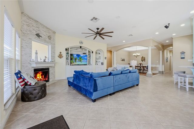 13641 Camino De Oro Ct, Corpus Christi, TX 78418