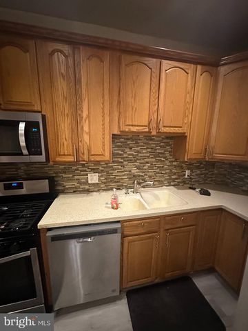 1533 6TH ST NW, Washington, DC 20001