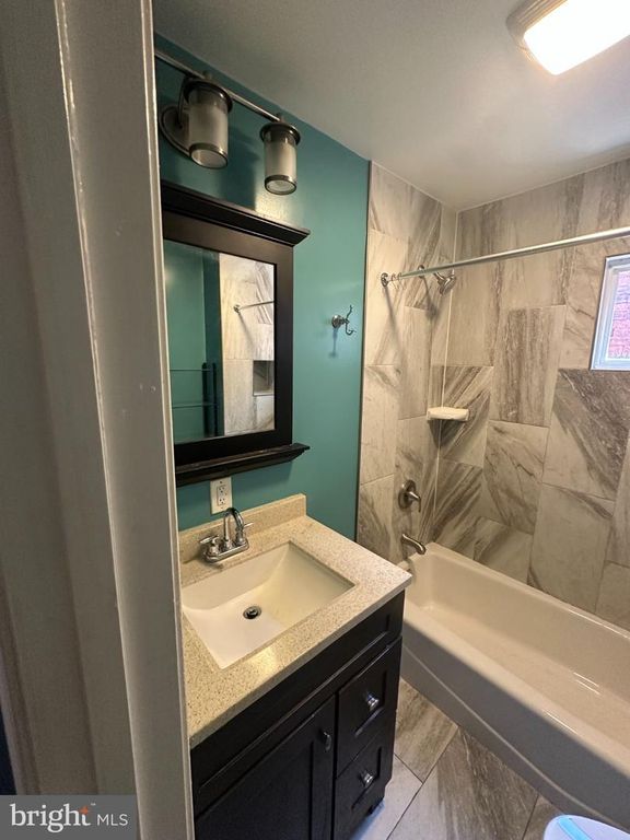 1533 6TH ST NW, Washington, DC 20001