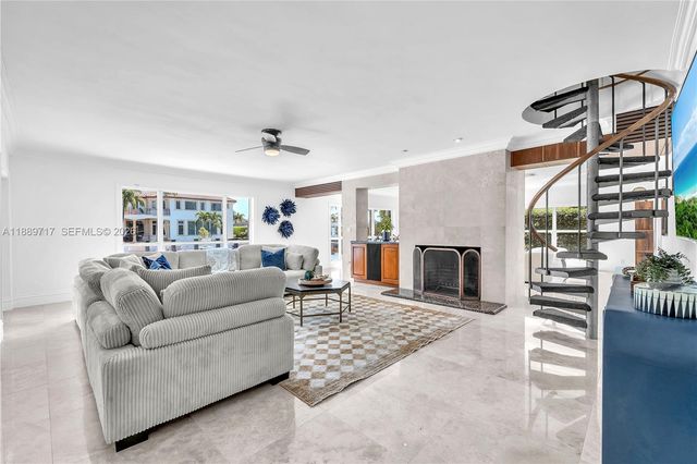 4440 NE 23rd Avenue, Lighthouse Point, FL 33064
