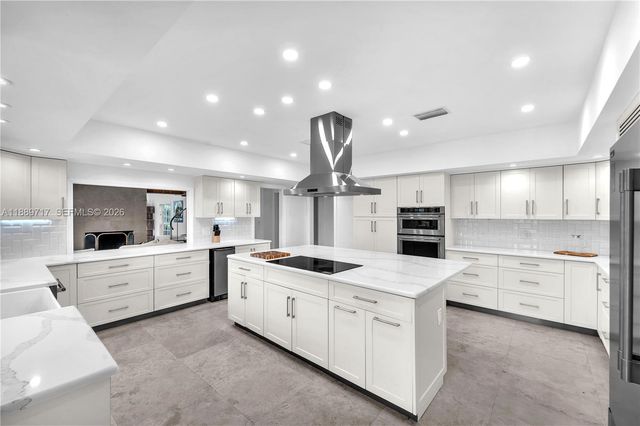 4440 NE 23rd Avenue, Lighthouse Point, FL 33064