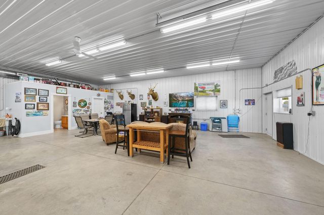 8946 285th Avenue NE, North Branch, MN 55056