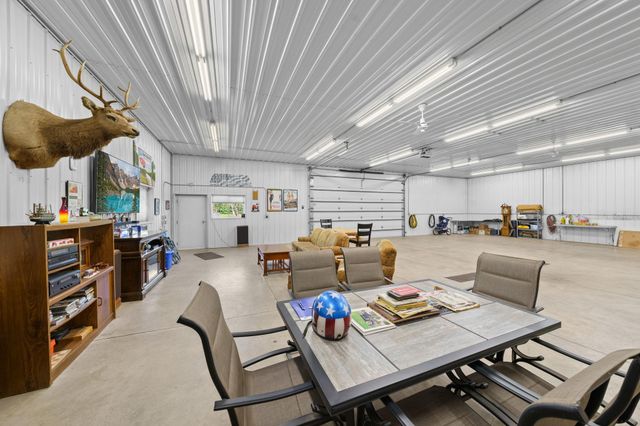 8946 285th Avenue NE, North Branch, MN 55056