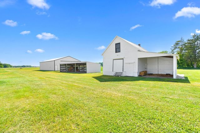 8946 285th Avenue NE, North Branch, MN 55056