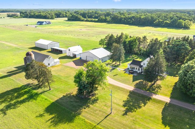8946 285th Avenue NE, North Branch, MN 55056