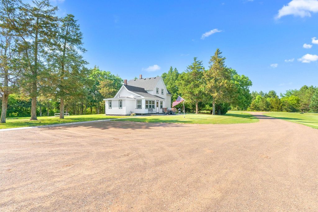 8946 285th Avenue NE, North Branch, MN 55056 — photo 5