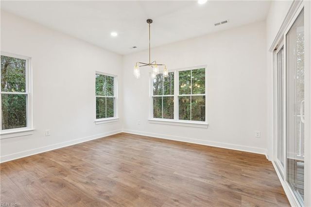 2678 Rail CT, Hayes, VA 23072