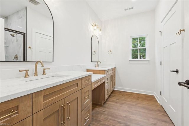 2678 Rail CT, Hayes, VA 23072