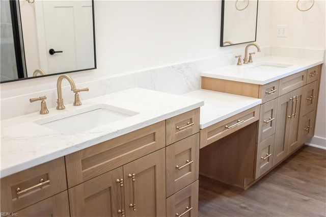 2678 Rail CT, Hayes, VA 23072