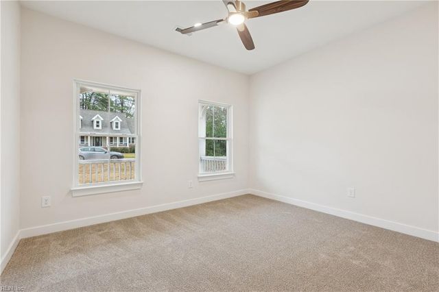 2678 Rail CT, Hayes, VA 23072