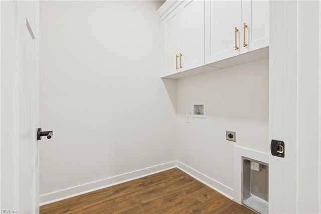 2678 Rail CT, Hayes, VA 23072