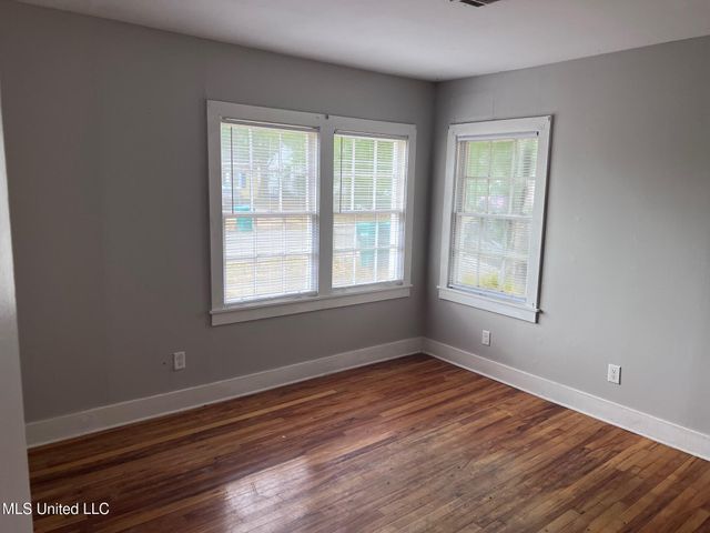 2700 Pine Avenue, Gulfport, MS 39501