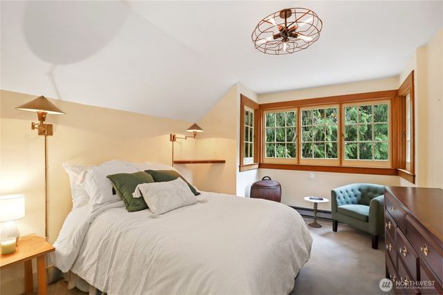 7400 Island Center Road NE, Bainbridge Island, WA 98110