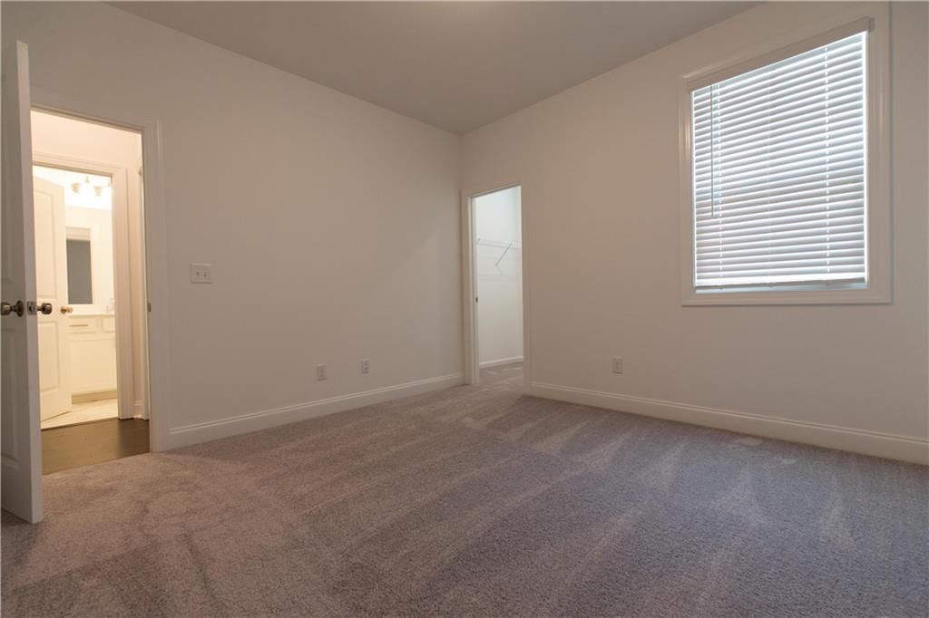 Image 43 of property listing at 4912 Molder Avenue 66, Buford, GA 30518