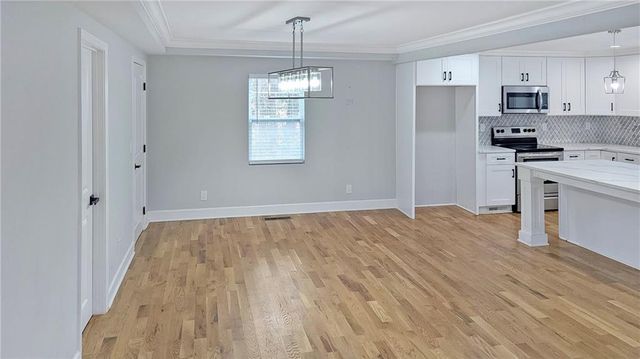 381 Brookwood Drive W, Dawsonville, GA 30534