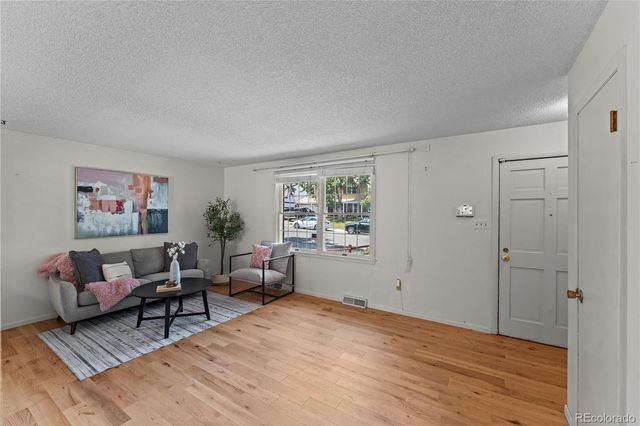 2591 S Eagle Circle, Aurora, CO 80014