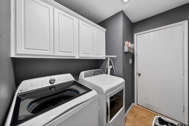 7032 La Hacienda, Flint, TX 75762