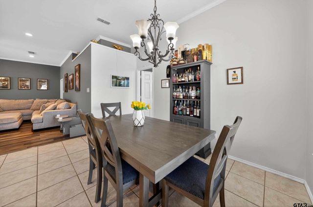 7032 La Hacienda, Flint, TX 75762