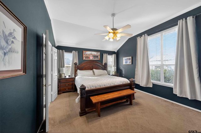 7032 La Hacienda, Flint, TX 75762