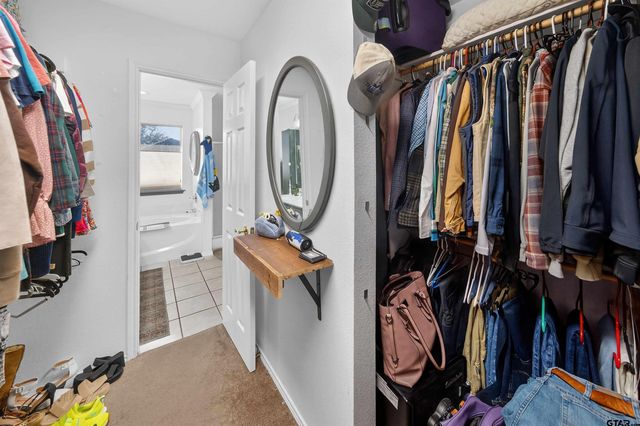 7032 La Hacienda, Flint, TX 75762