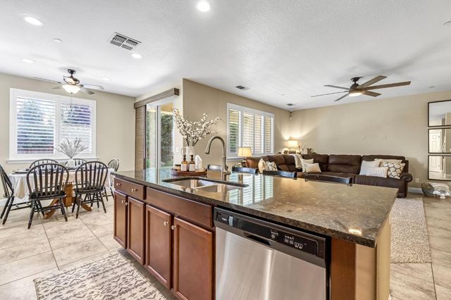 7265 E Yale Avenue, Fresno, CA 93737