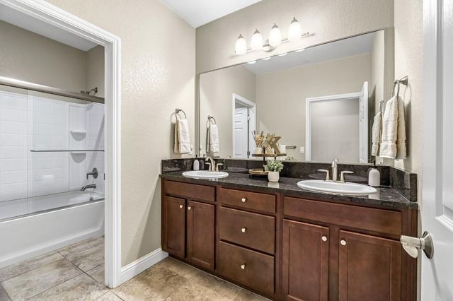 7265 E Yale Avenue, Fresno, CA 93737