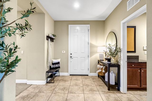 7265 E Yale Avenue, Fresno, CA 93737