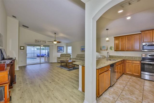 15403 FIRE ROCK PLACE, Ruskin, FL 33573