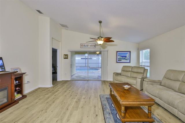 15403 FIRE ROCK PLACE, Ruskin, FL 33573