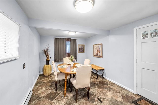 63 Lawton St, Springfield, MA 01109