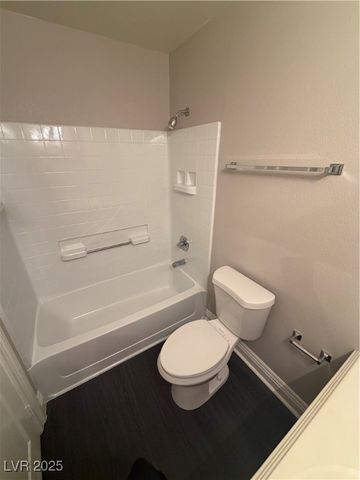 6732 LAVENDER LILLY 2, North Las Vegas, NV 89084