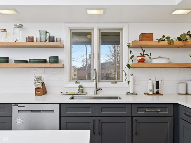 6243 Bramshaw Road, Indianapolis, IN 46220