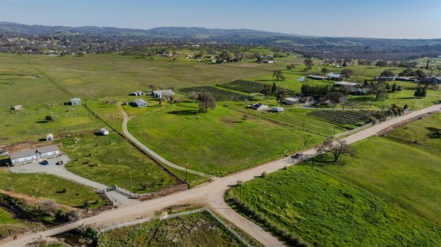 9973 Scenic Valley Rd, Valley Springs, CA 95252