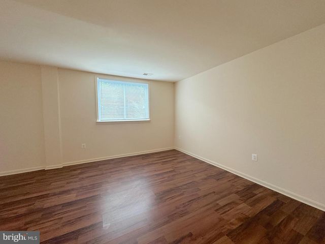 4605 LOGSDON DR, Annandale, VA 22003