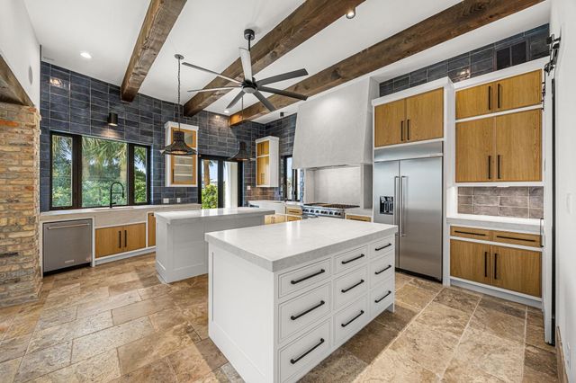 721 Harborside Way, League City, TX 77565