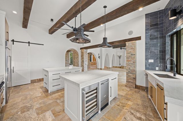 721 Harborside Way, League City, TX 77565