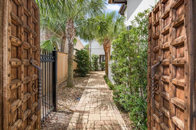 721 Harborside Way, League City, TX 77565