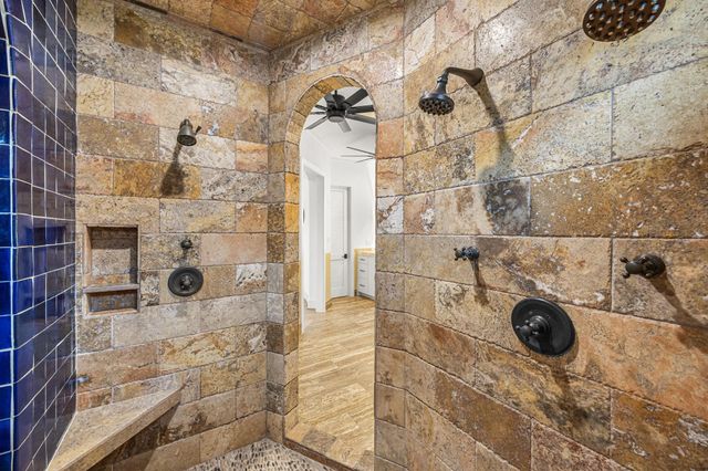 721 Harborside Way, League City, TX 77565