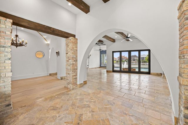 721 Harborside Way, League City, TX 77565