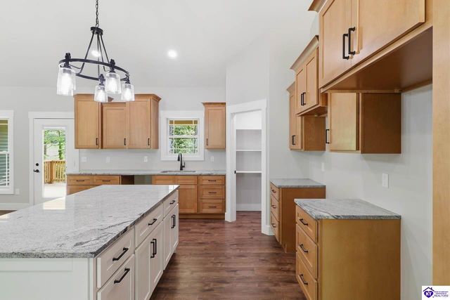 2114 Sportsman Lake Road, Elizabethtown, KY 42701