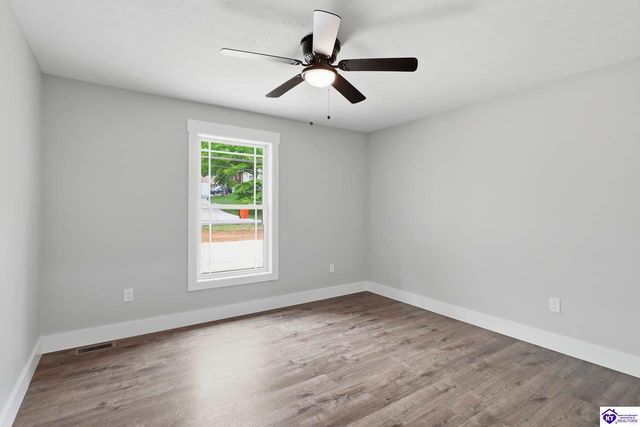 2114 Sportsman Lake Road, Elizabethtown, KY 42701