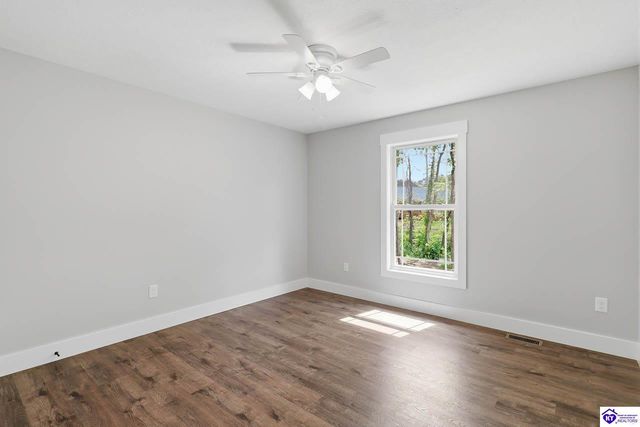 2114 Sportsman Lake Road, Elizabethtown, KY 42701