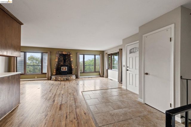 17215 Mt. Everest Court, Sonora, CA 95370
