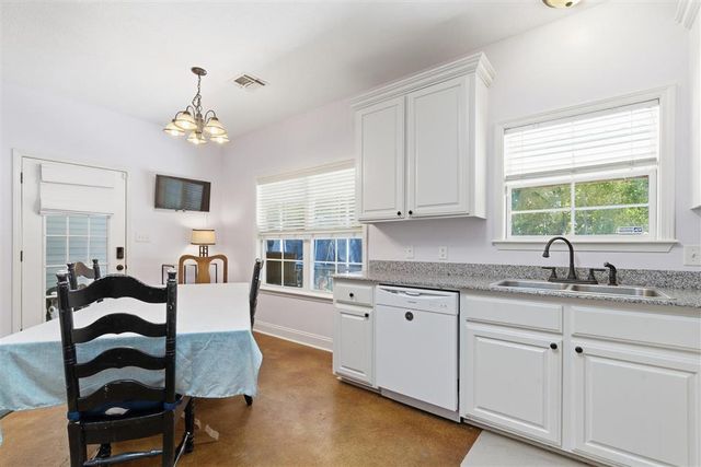 1016 Isabella Street, Sulphur, LA 70663