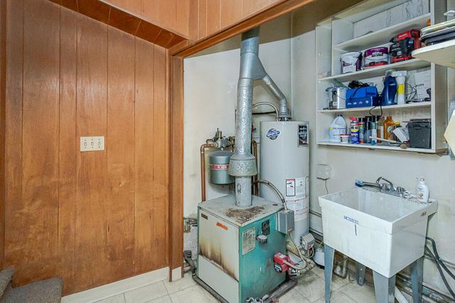 4912 Burnham Avenue, Toledo, OH 43612