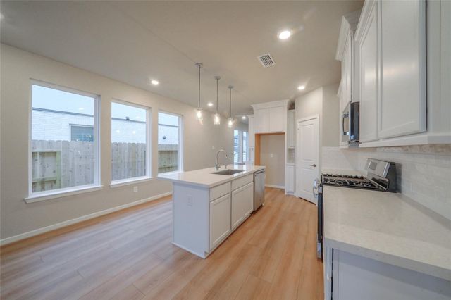 21859 Fitzroy Manor Lane, Cypress, TX 77433