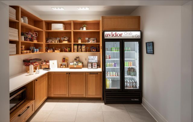 12610 Ridgedale Drive 103, Minnetonka, MN 55305